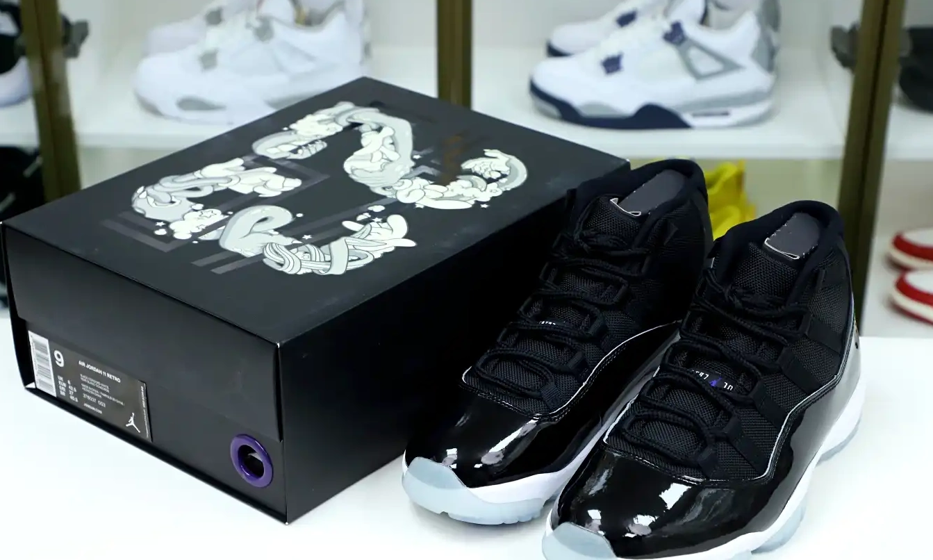 JORDAN AIR NIKE 11 0608